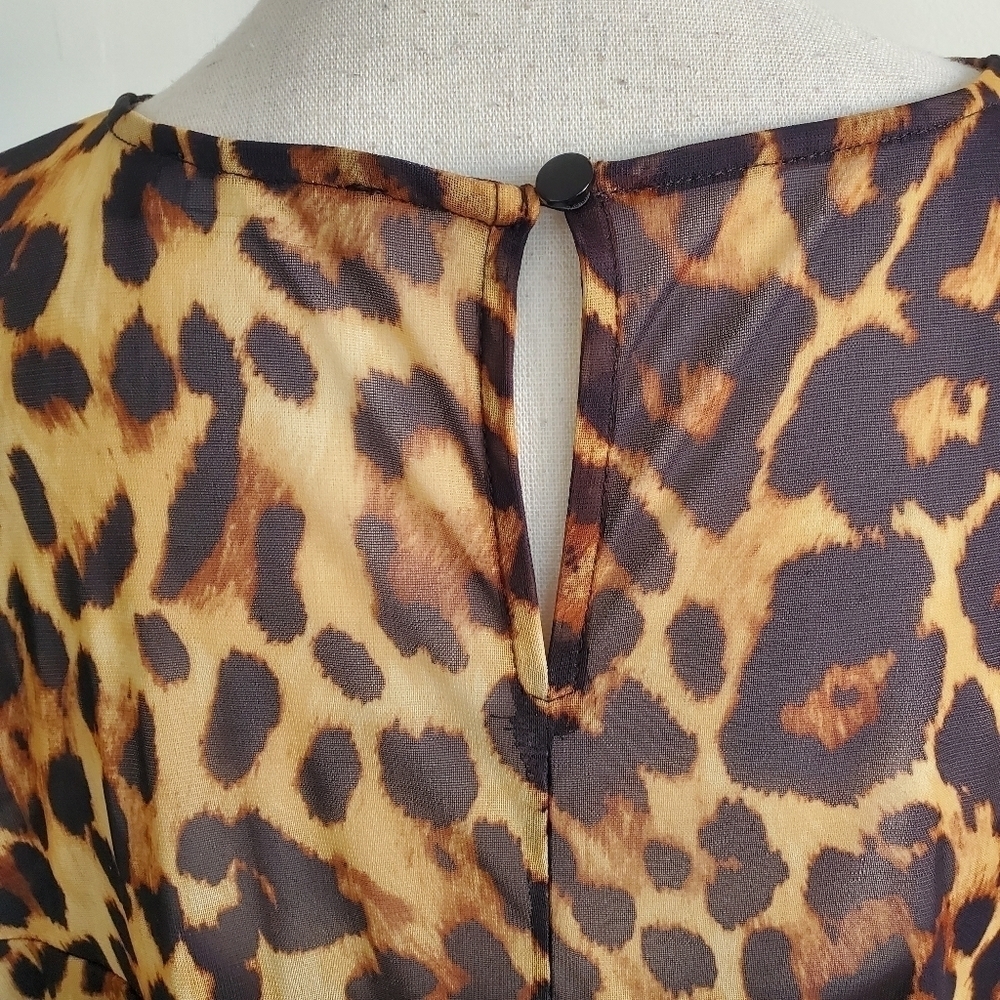 ASOS Curve Leopard Print Mesh Tea Dress - Picture 8 of 11